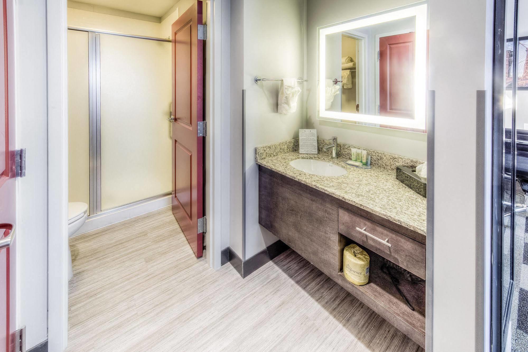 Hotel Staybridge - Area Osu By Ihg